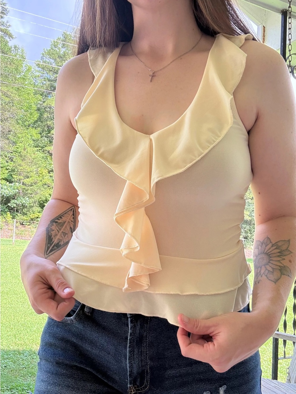 Timing Women’s XL Ruffle Sleeveless Cream Colored Blouse/Top
